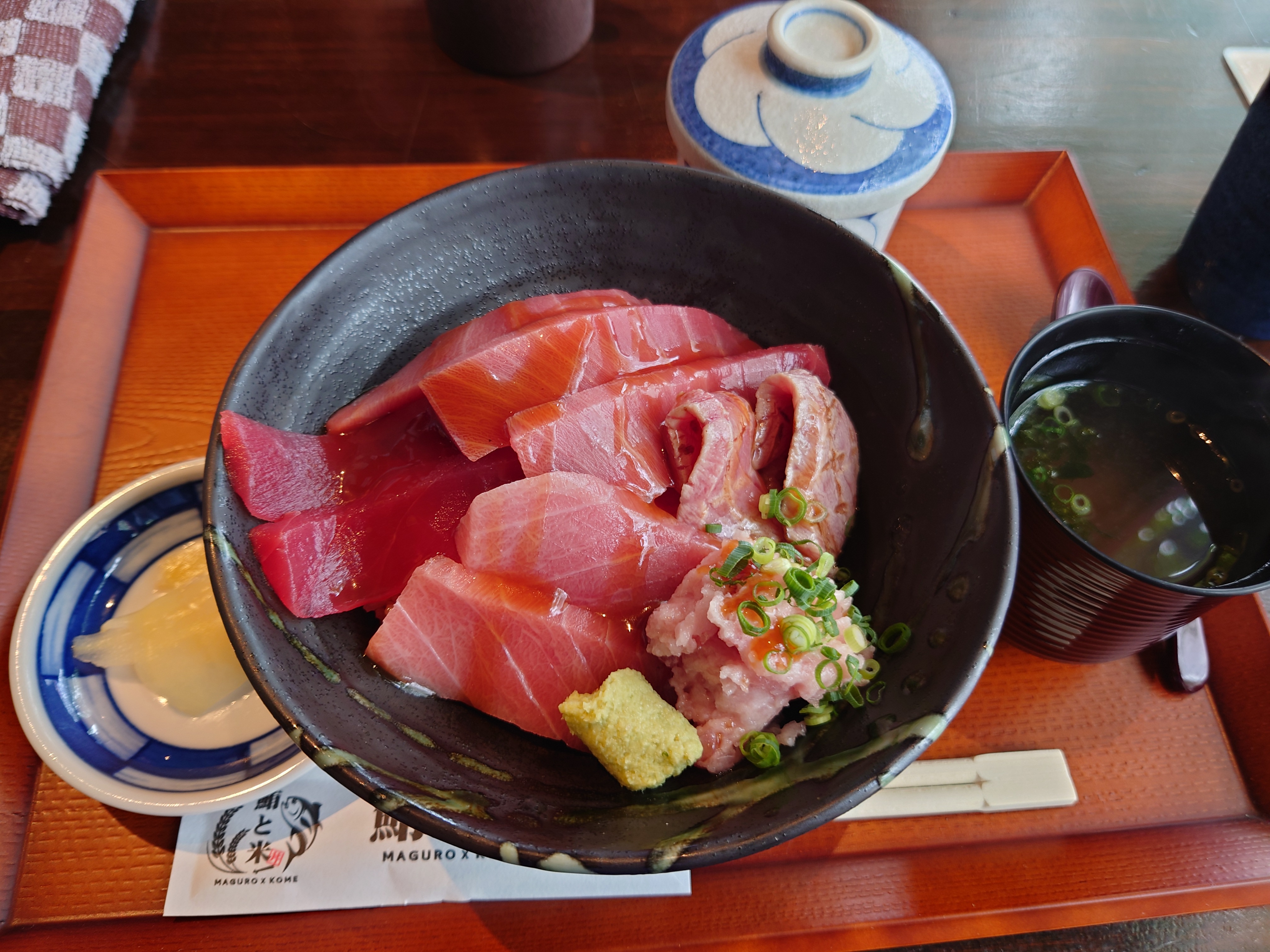 給料日限定？！ちょっと贅沢なマグロ丼のお店「鮪と米」