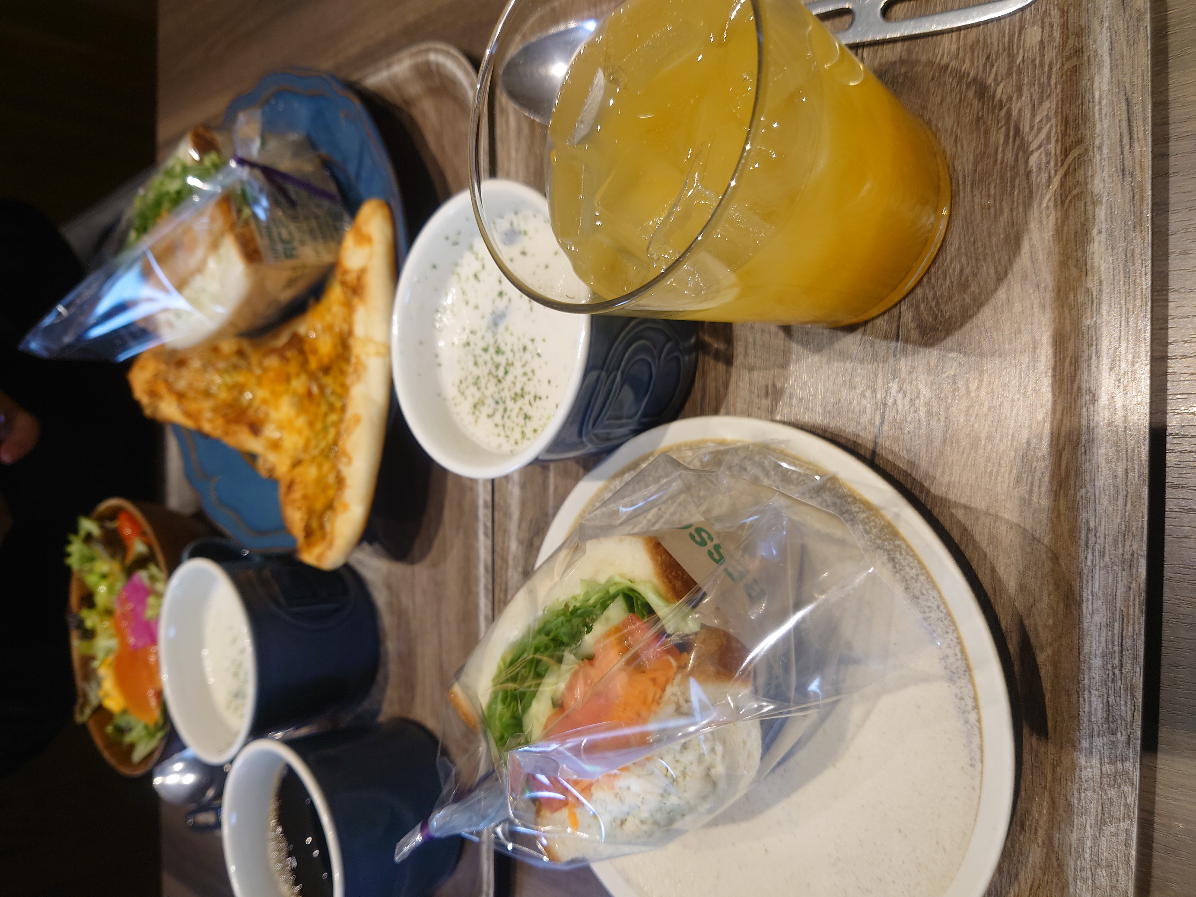 R baker 水戸店 サンドウィッチ